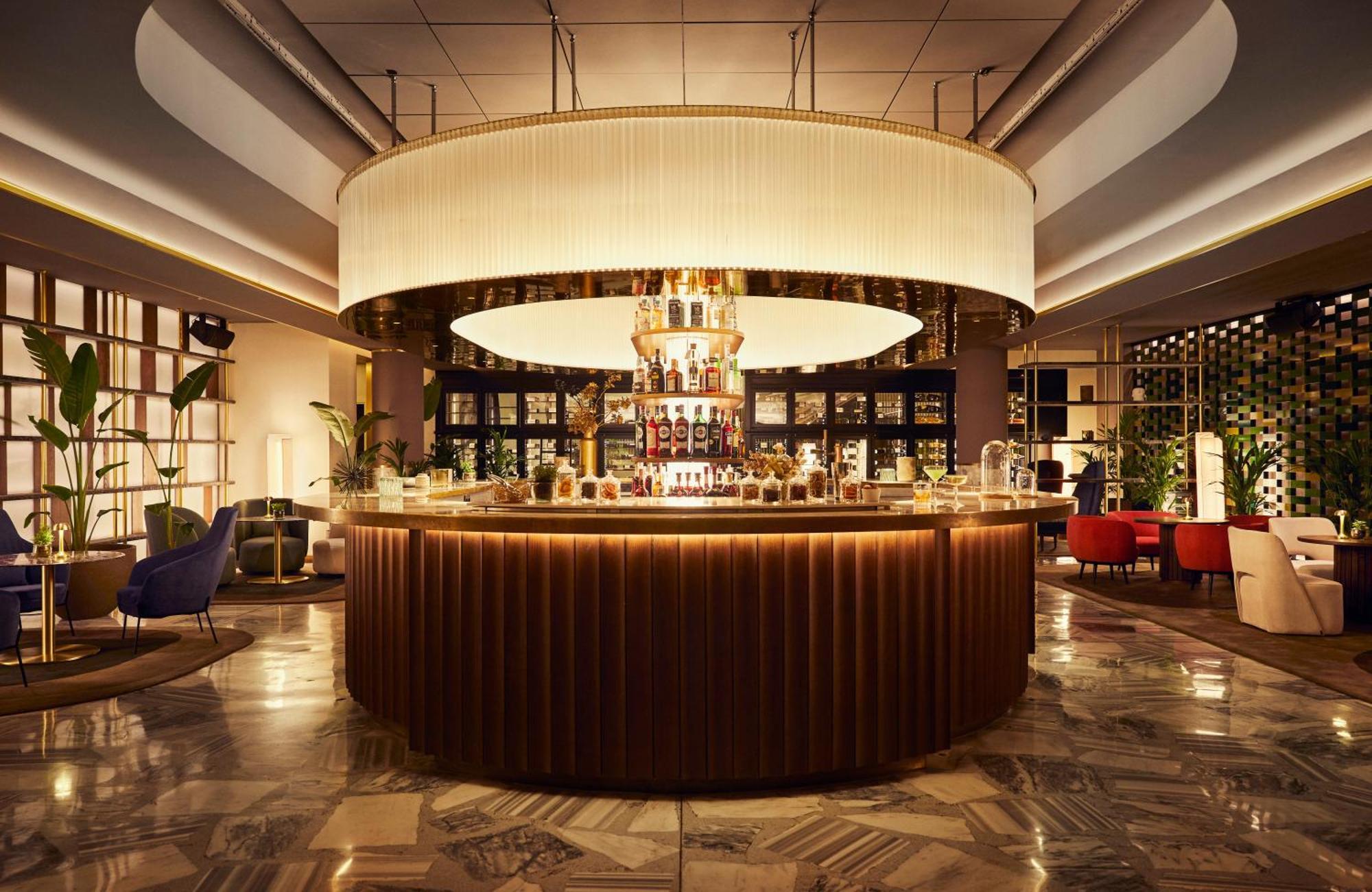 Grand Hyatt Barcelona Ξενοδοχείο Εξωτερικό φωτογραφία The bar at the hotel